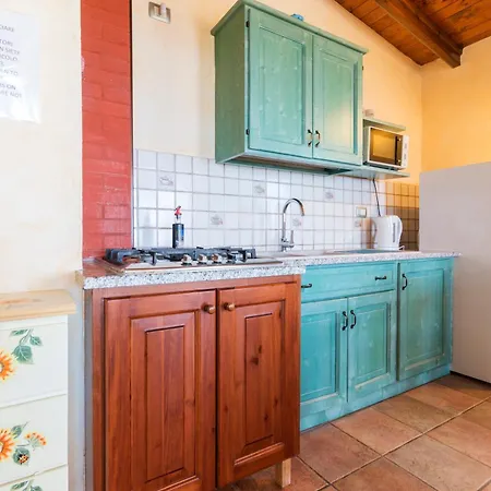 Rustico Degli Ulivi דירה אורוסיי