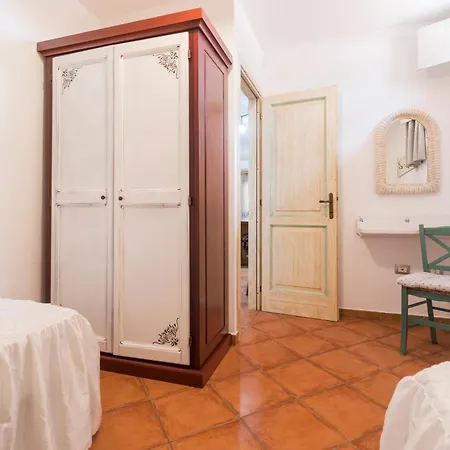 Rustico Degli Ulivi Apartment